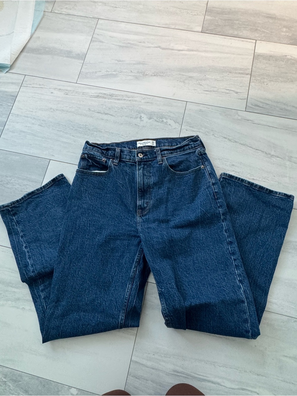 Abercrombie & Fitch High Rise 90s Relaxed Jean